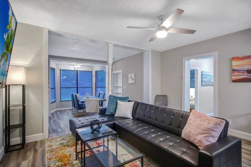 Photo of Livingroom in Riverside