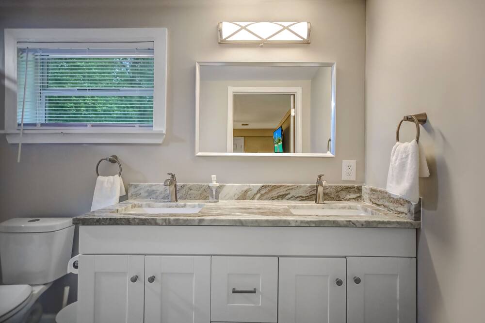 Photo of Bathroom in Riverside