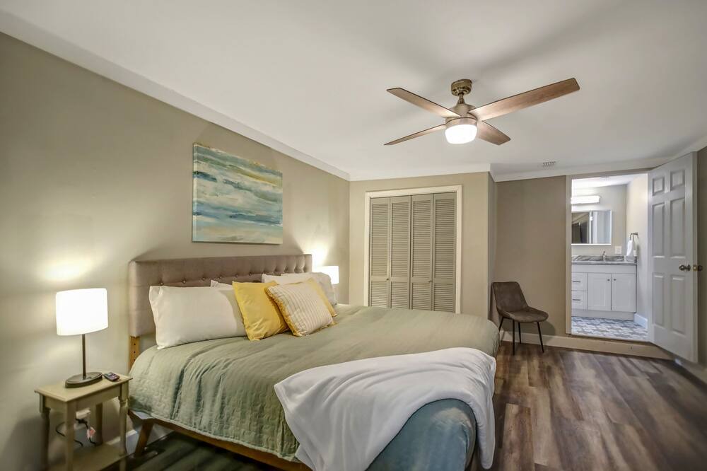 Photo of Bedroom in Riverside