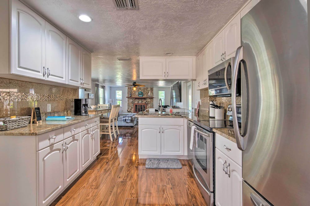 Photo of Others in Hudson Beach Estates