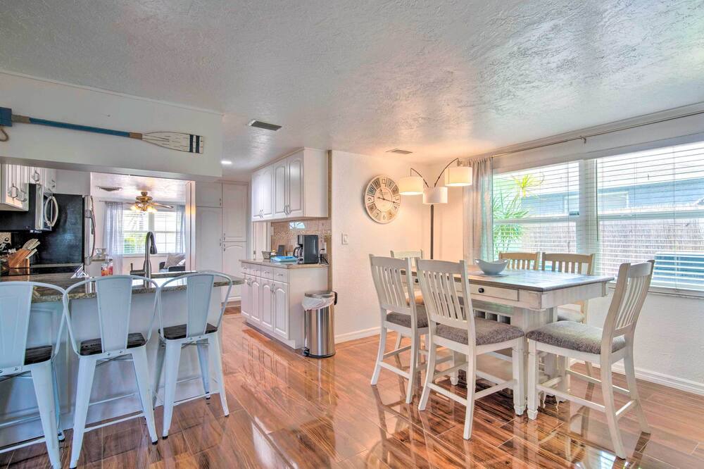 Photo of Others in Hudson Beach Estates