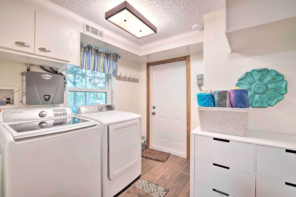 Photo of Bedroom in Citrus Springs