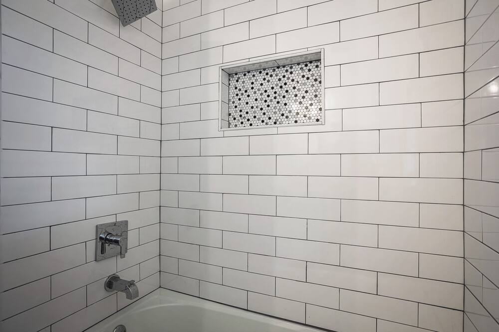 Photo of Bathroom in Temple Crest