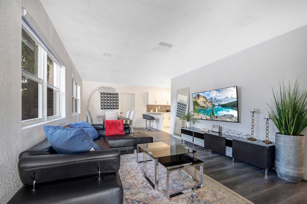 Photo of Livingroom in Liberty City