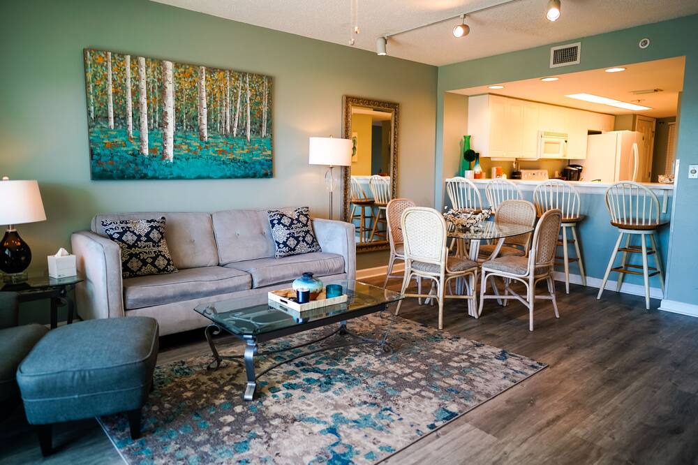 Photo of Livingroom in Fort Walton Beach