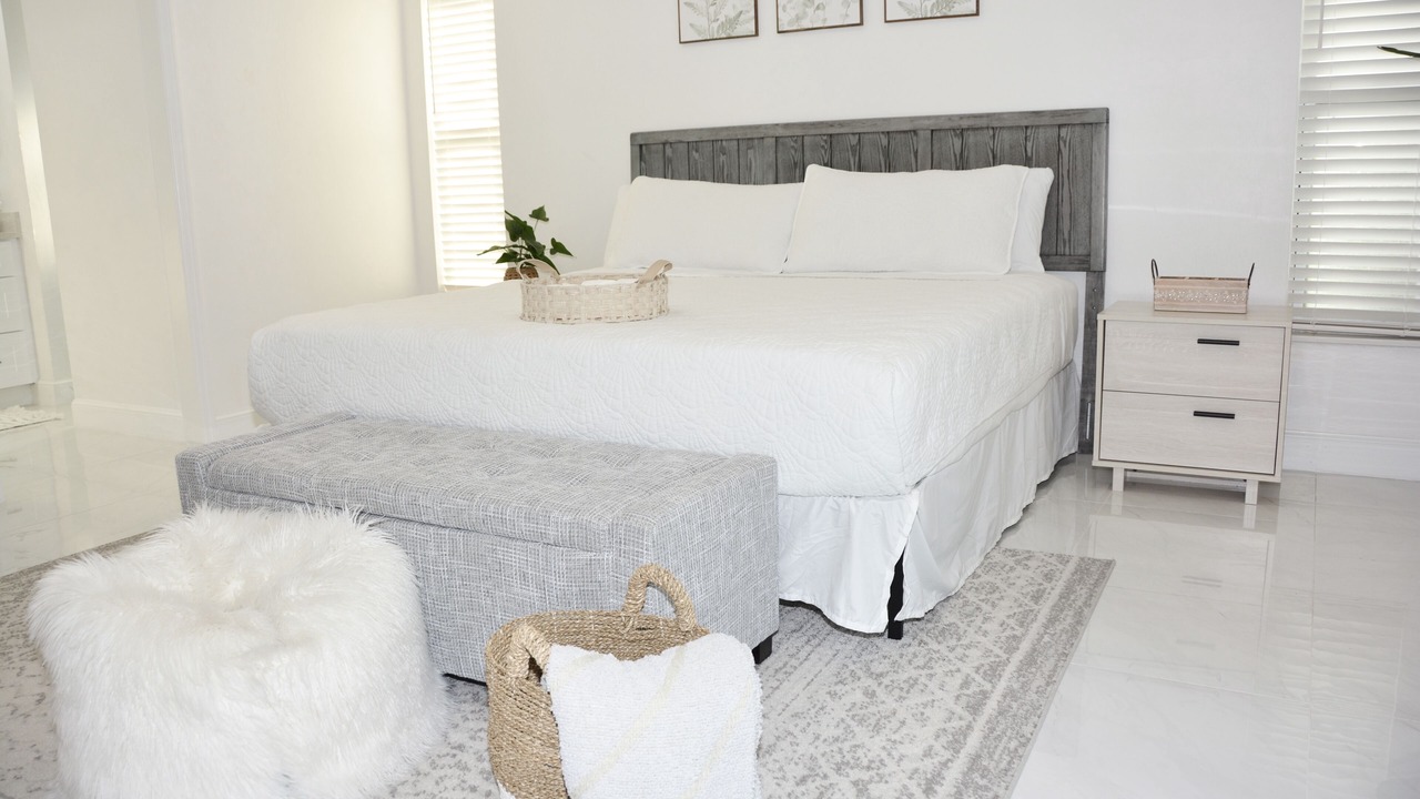 Photo of Bedroom in Willoughby Acres