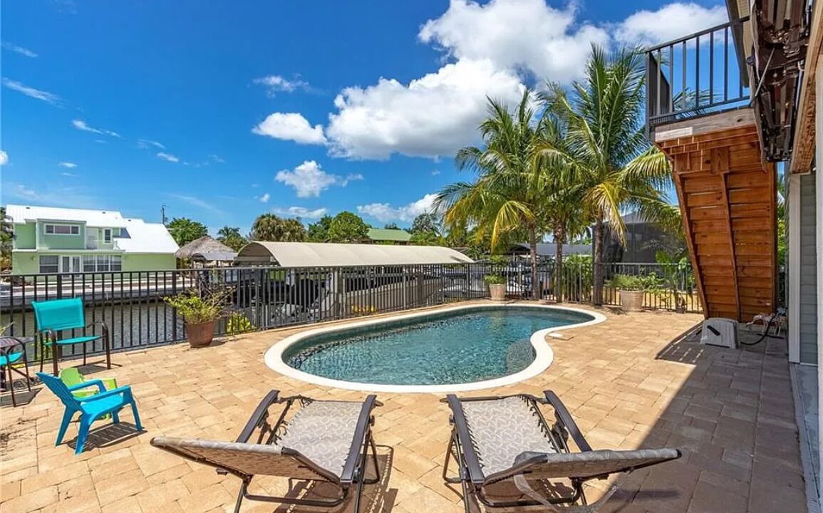 Photo of Outdoor in Saint James City