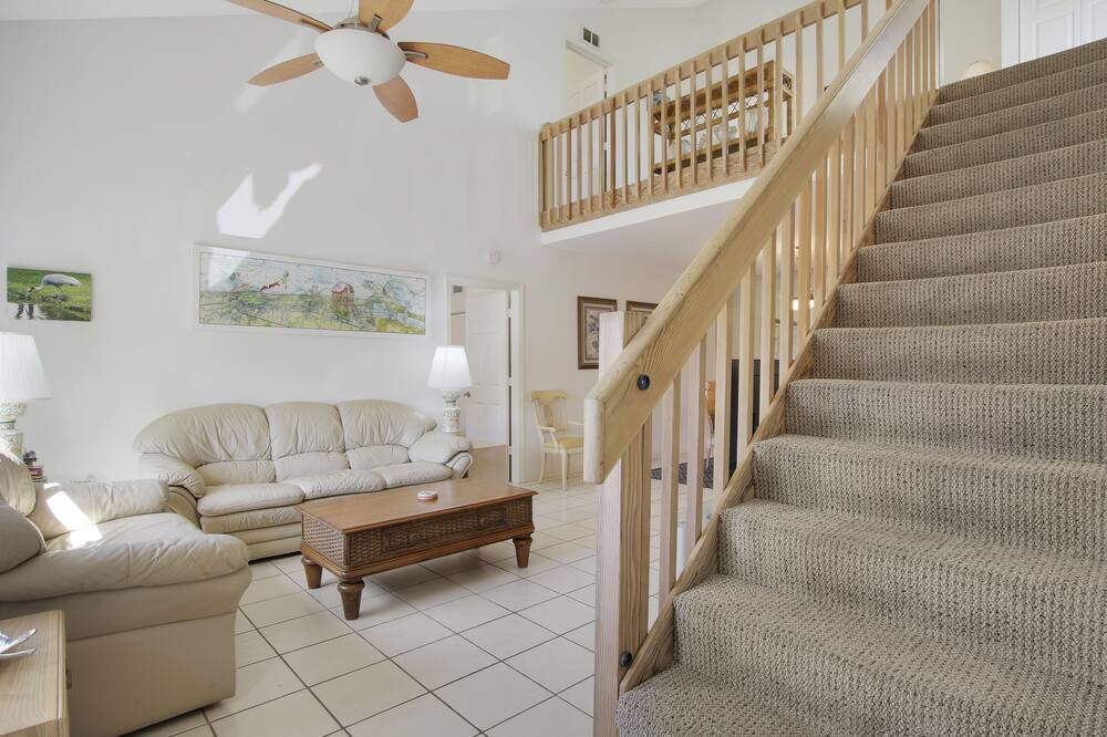 Photo of Livingroom in Bella Vista