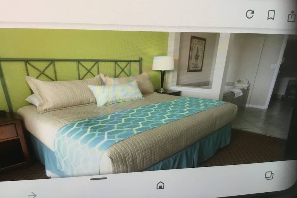 Photo of Bedroom in Weston