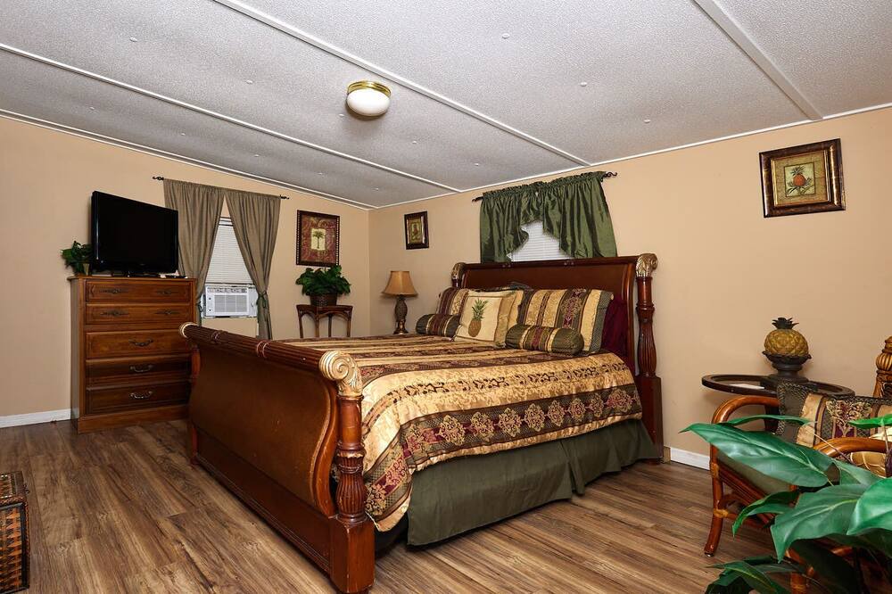 Photo of Bedroom in Homosassa