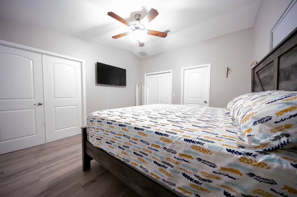 Photo of Bedroom in Gulf Coast Acres