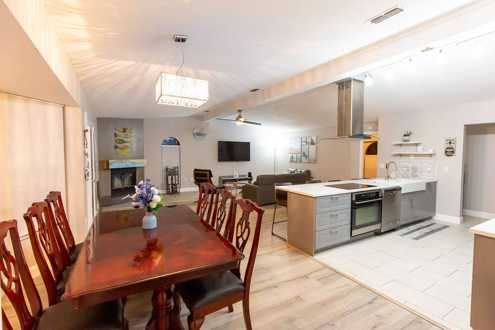 Photo of Kitchen in Gulf Coast Acres