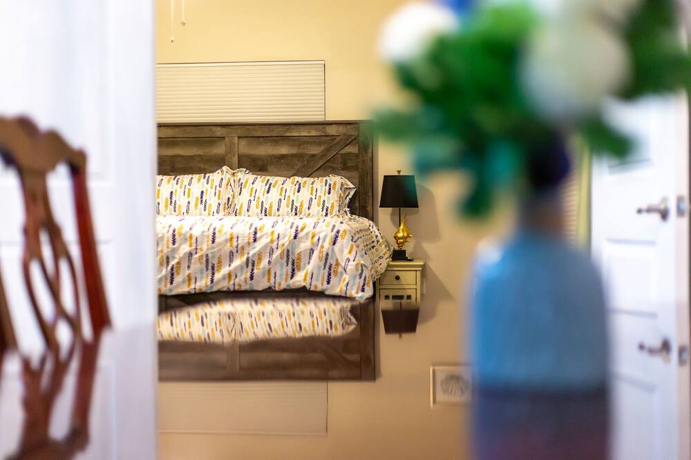 Photo of Bedroom in Gulf Coast Acres