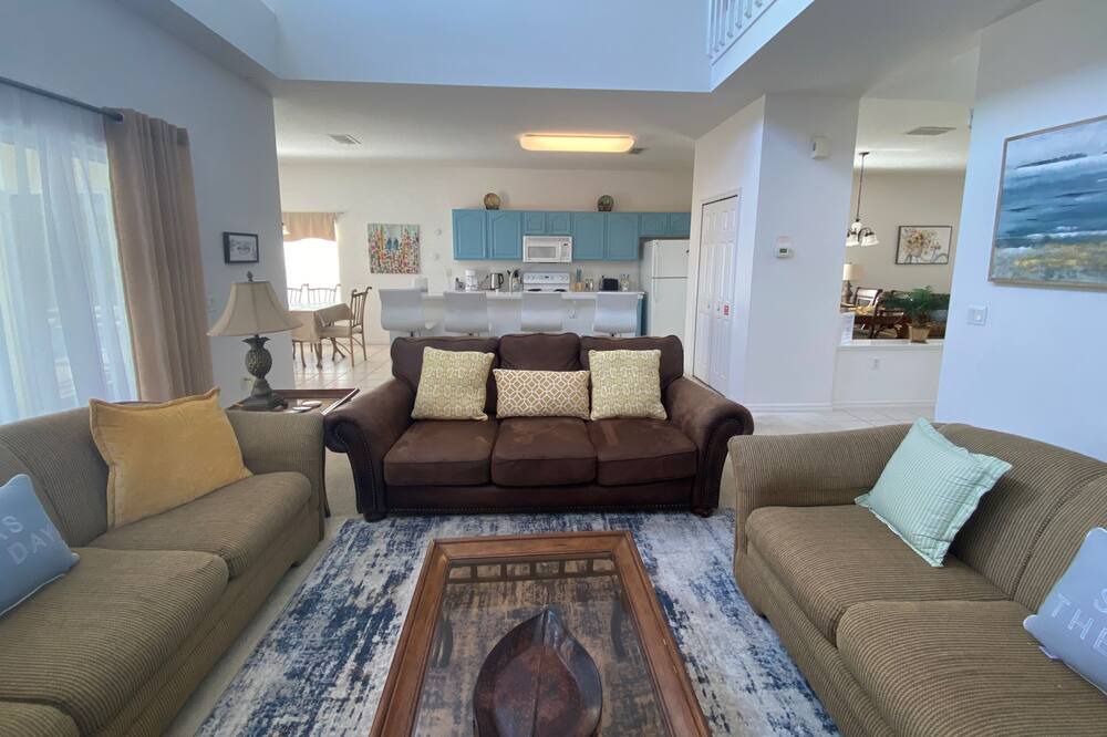 Photo of Livingroom in Highgate Park