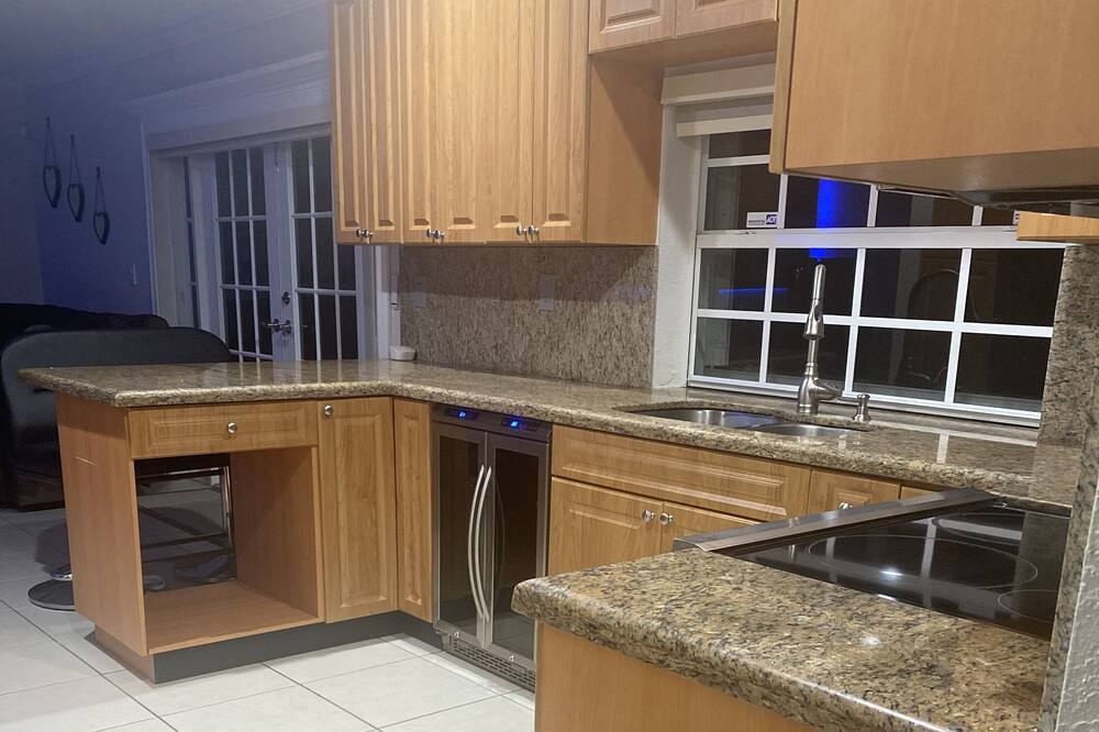 Photo of Kitchen in Kendale Lakes