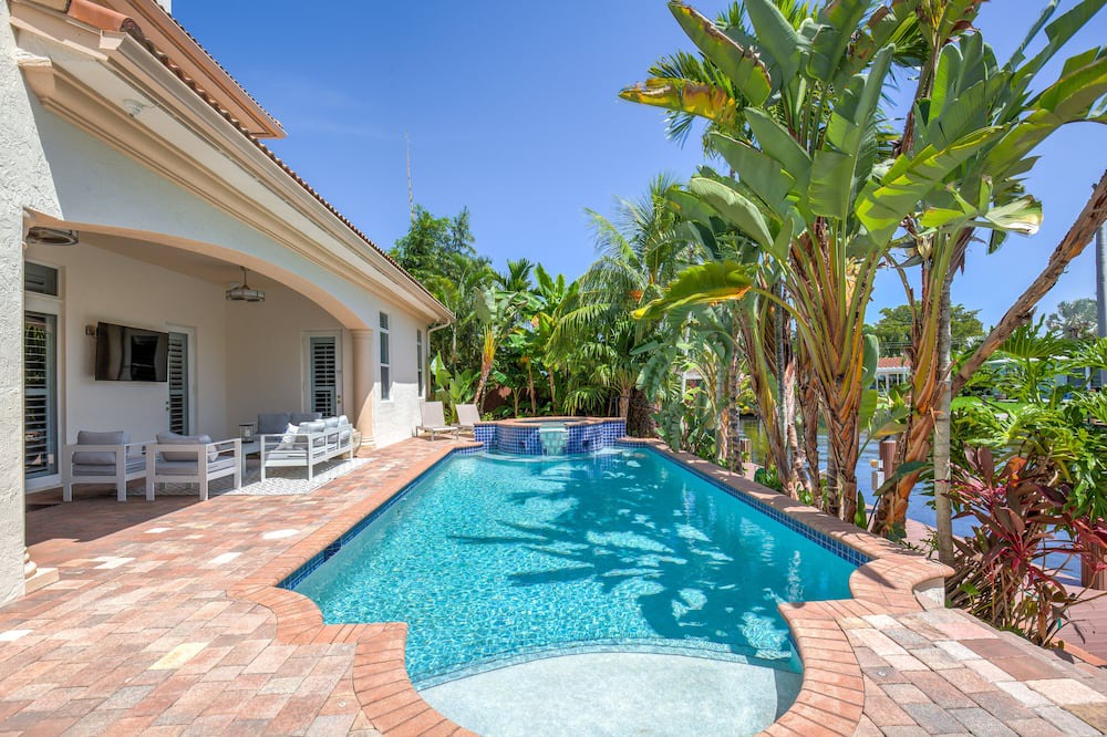 Photo of Outdoor in Lauderdale Harbours