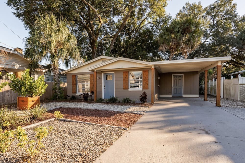 Photo of Outdoor in South Seminole Heights