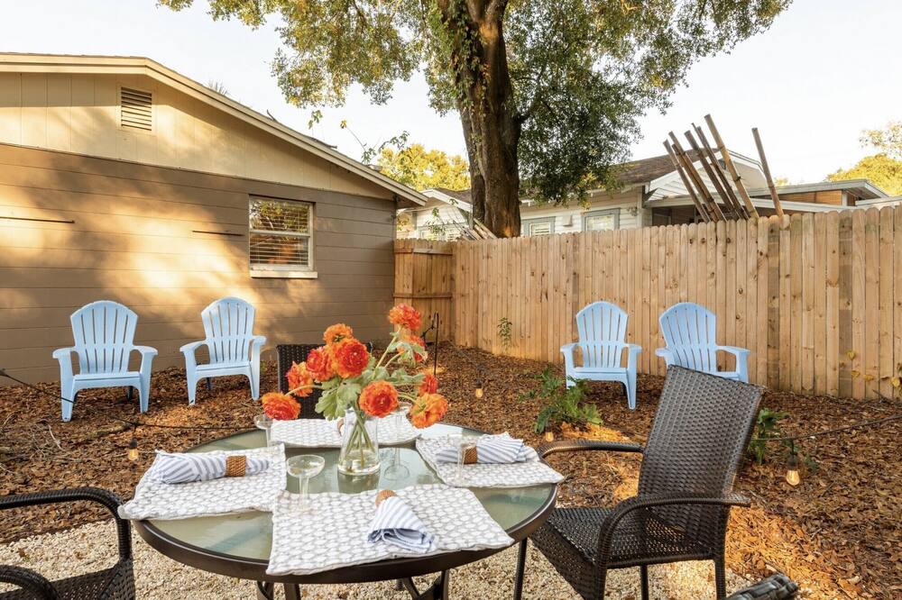 Photo of Outdoor in South Seminole Heights