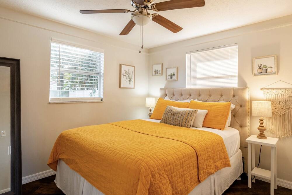 Photo of Bedroom in South Seminole Heights