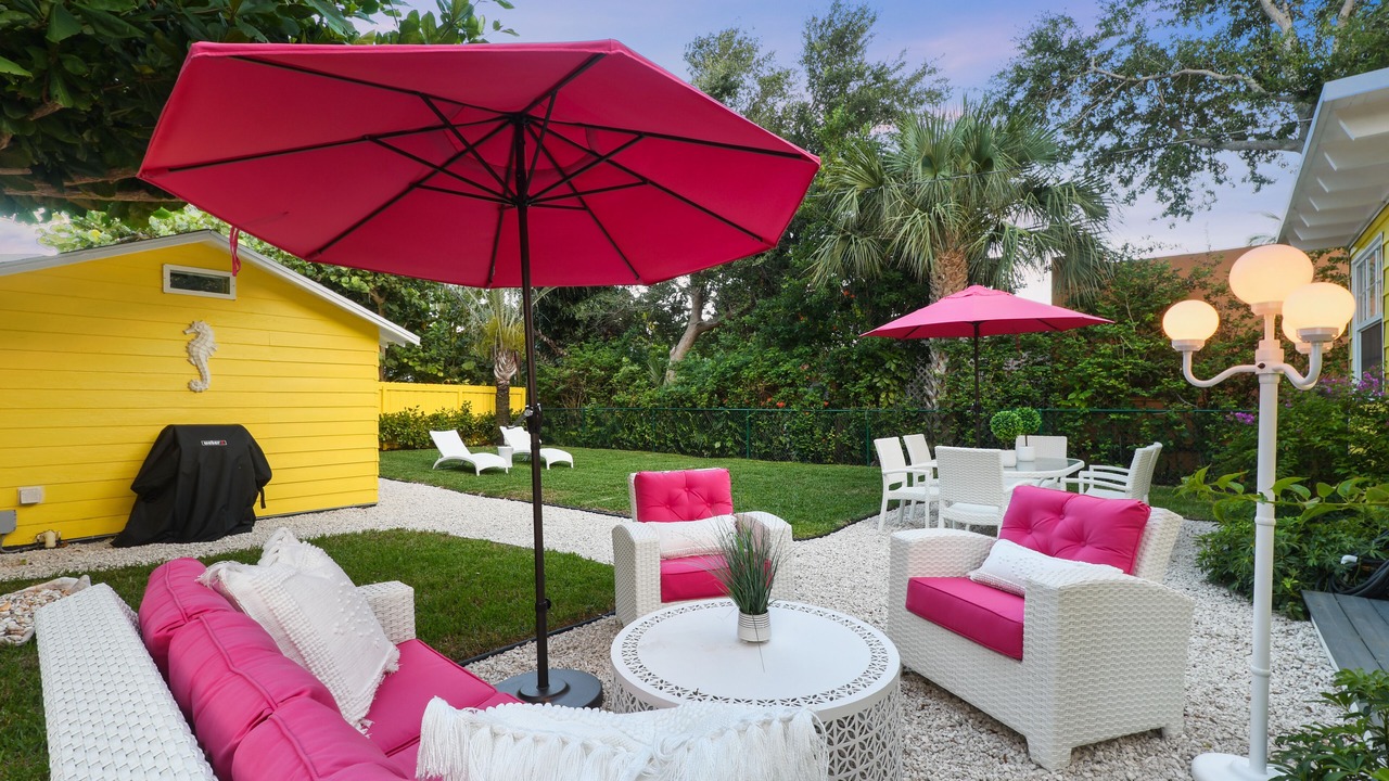 Photo of Patio Balcony in Parrot Cove