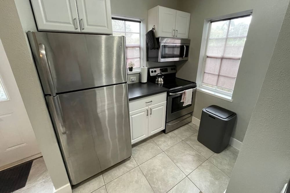 Photo of Kitchen in Sailboat Bend