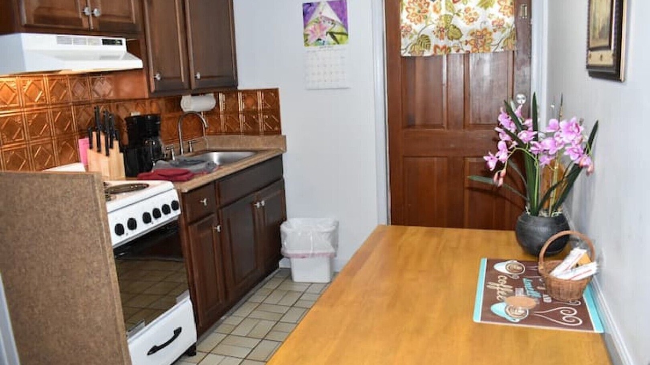 Photo of Kitchen in Survey Creek