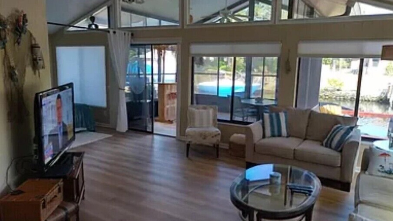 Photo of Livingroom in Riverhaven Village
