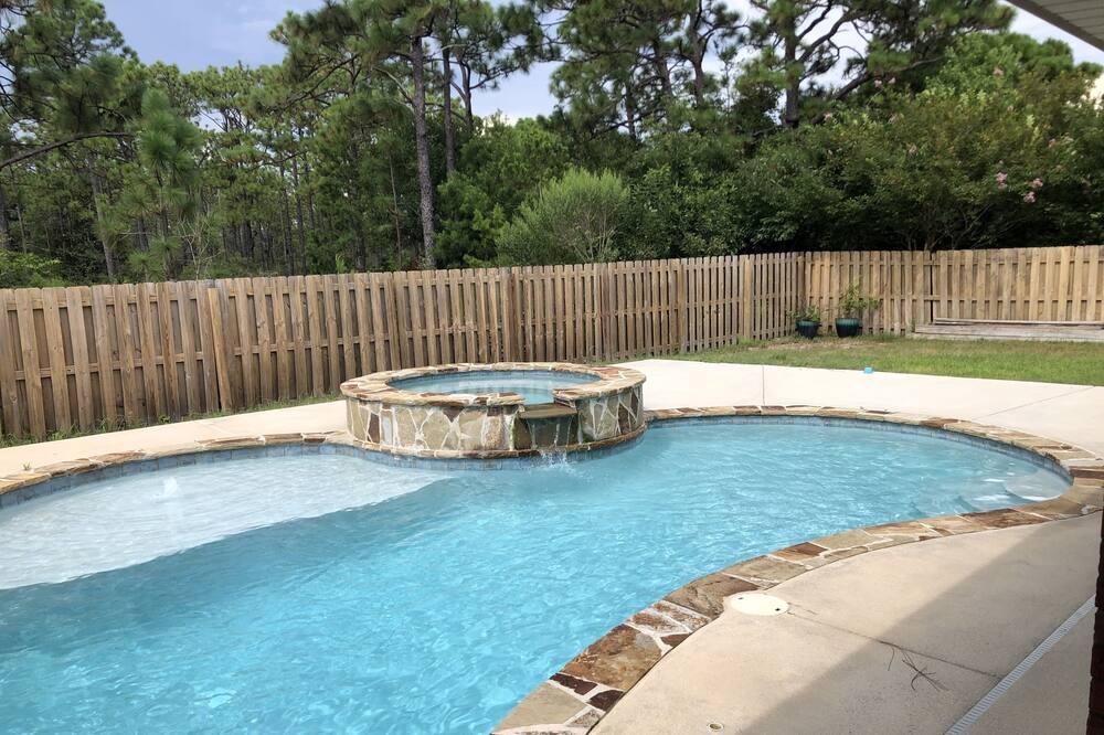 Photo of Outdoor in Gulf Breeze