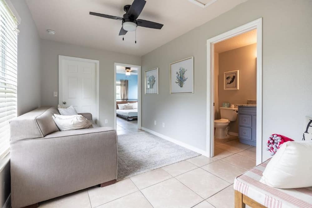 Photo of Bedroom in Forest City