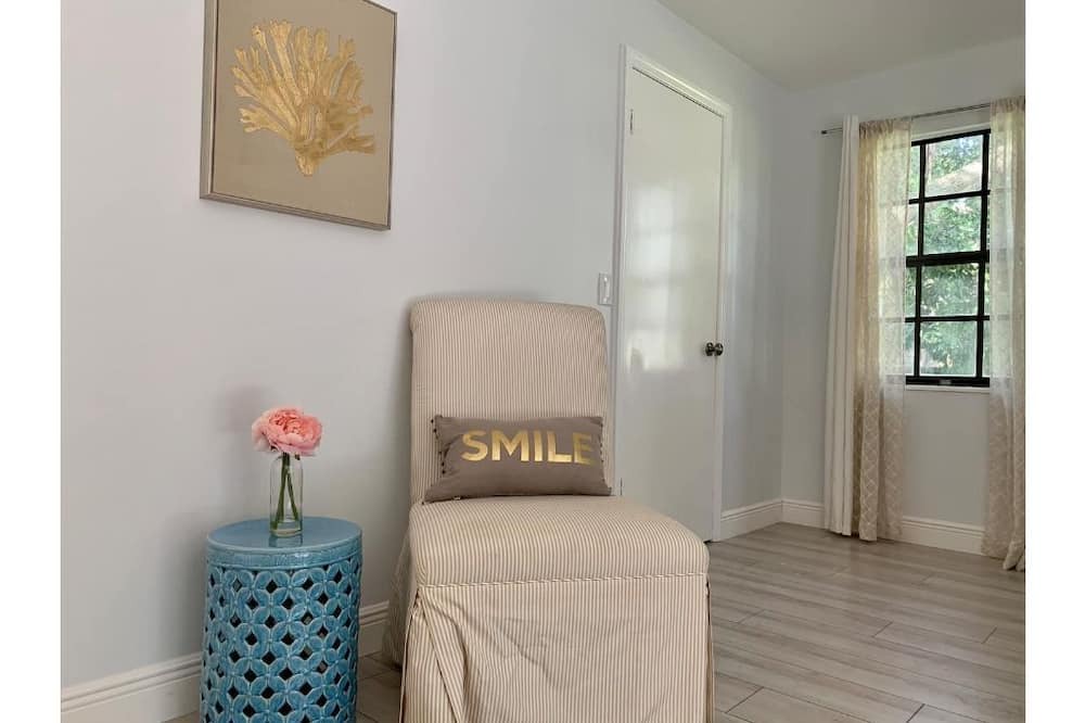 Photo of Bedroom in Palm Beach Country Estates