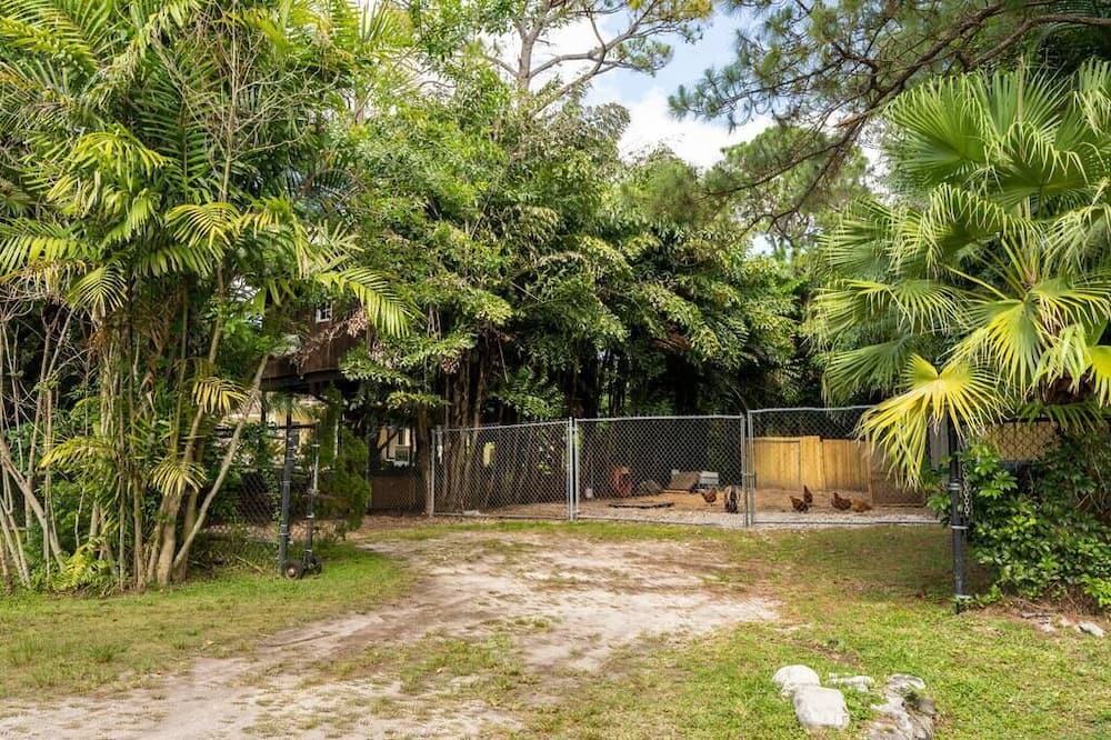 Photo of Outdoor in Palm Beach Country Estates