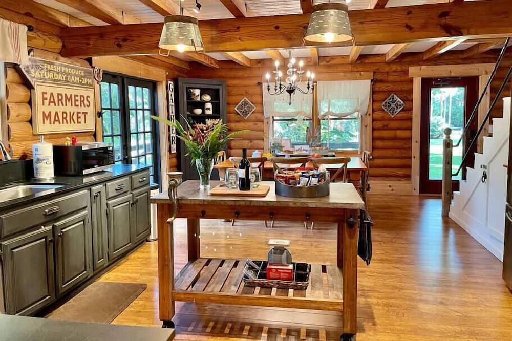 Photo of Kitchen in Jupiter Farms
