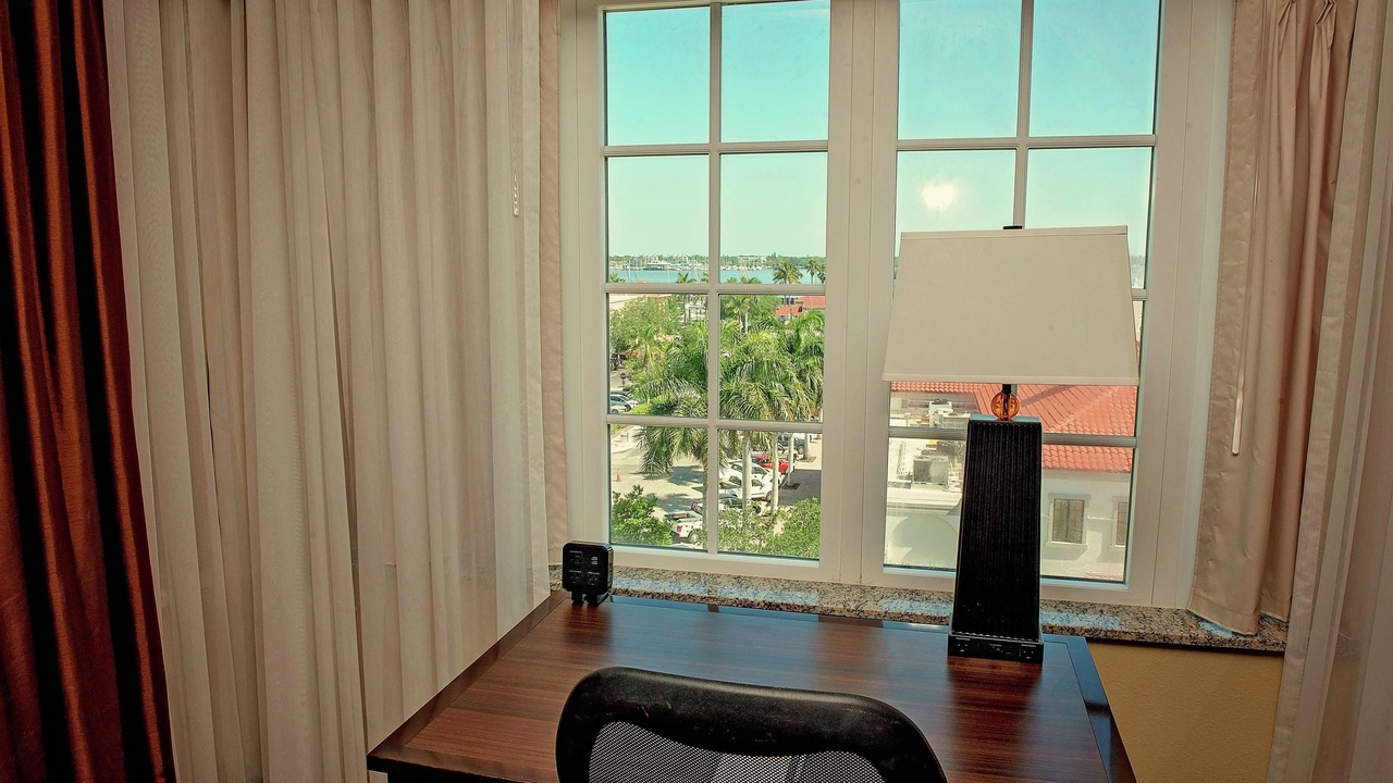 Photo of Bedroom in Bradenton