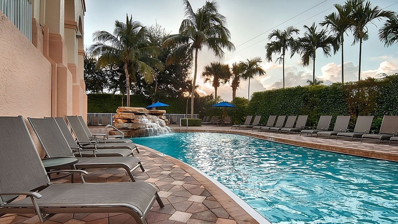 Photo of Outdoor in Park Shore