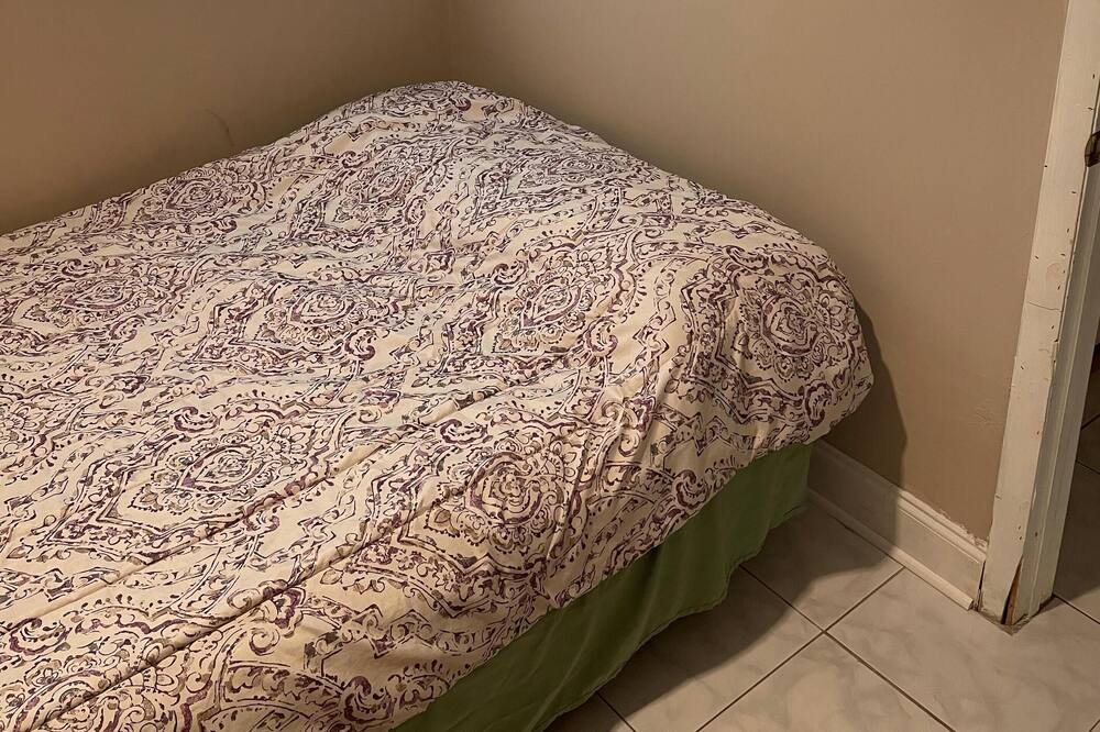 Photo of Bedroom in Suwannee