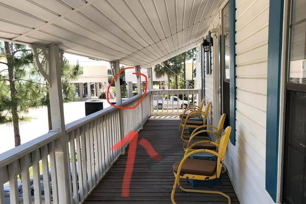 Photo of Patio Balcony in Suwannee