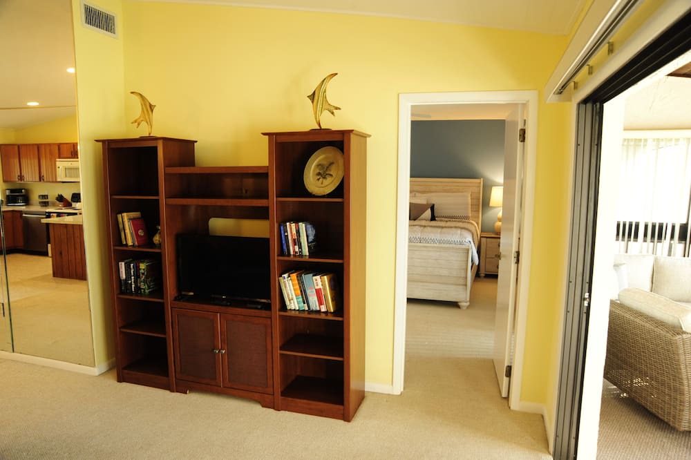 Photo of Bedroom in Lake Wales