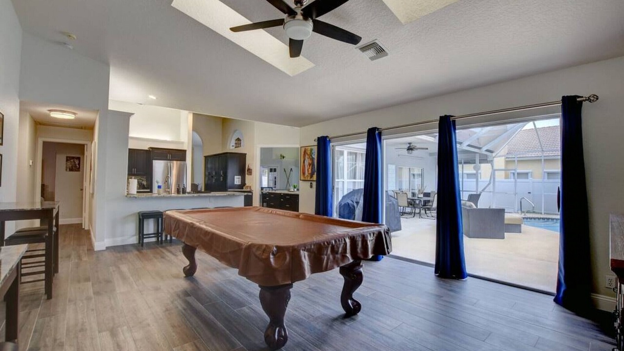 Photo of Bedroom in Greenview Shores