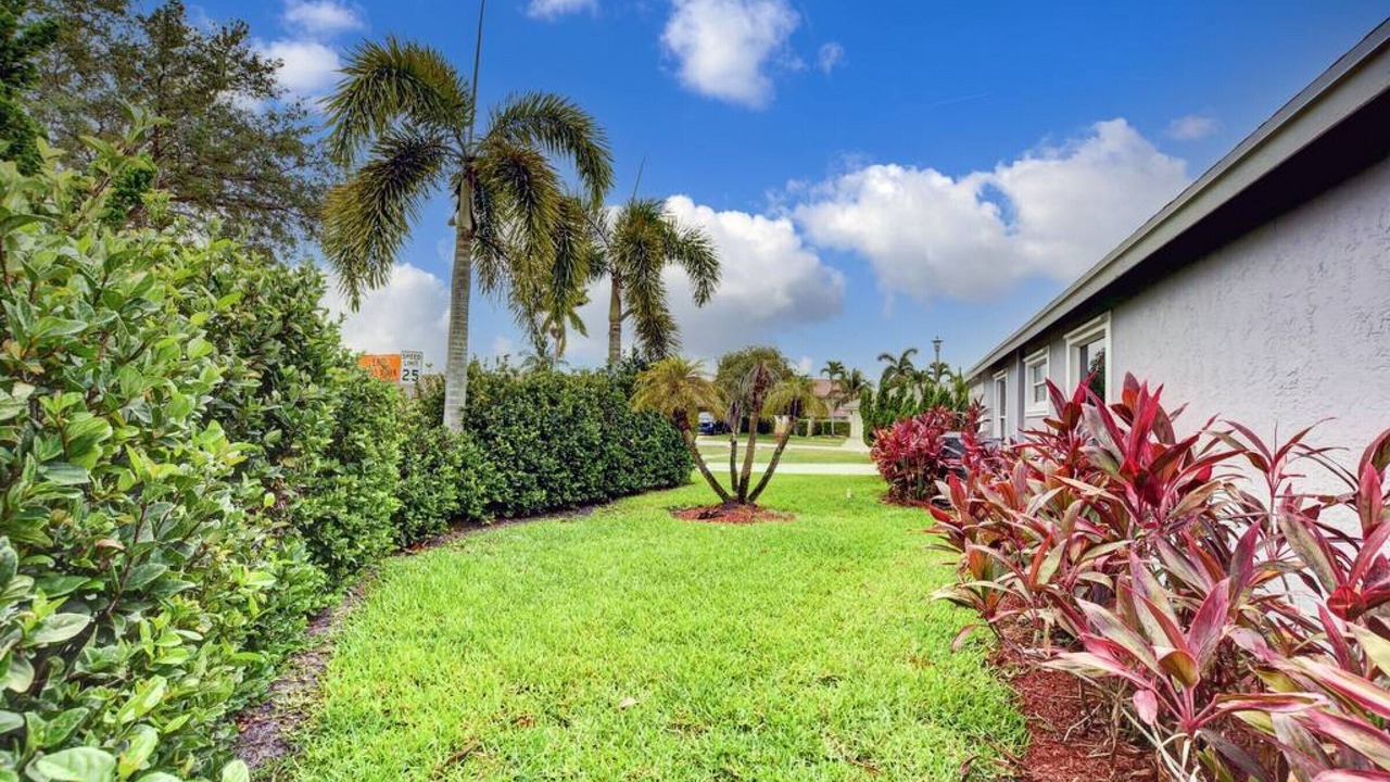 Photo of Outdoor in Greenview Shores
