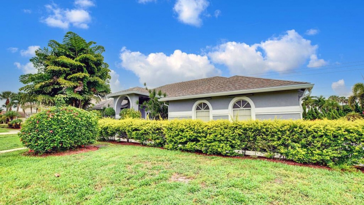 Photo of Outdoor in Greenview Shores