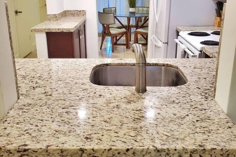 Photo of Kitchen in Royal Poinciana