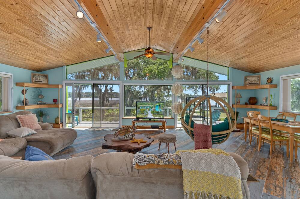 Photo of Livingroom in Homosassa