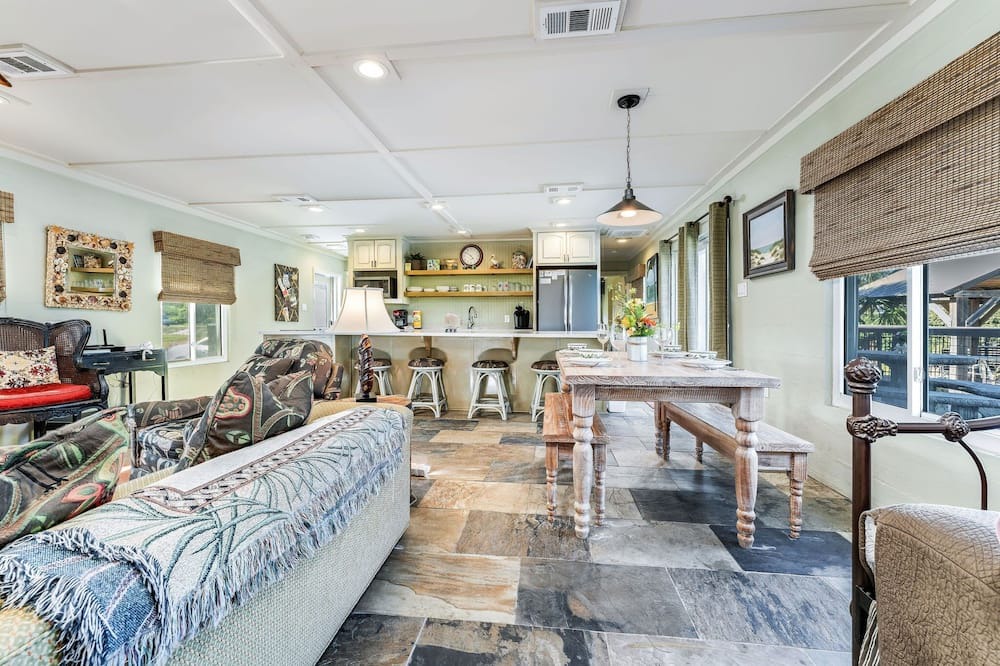 Photo of Livingroom in East End