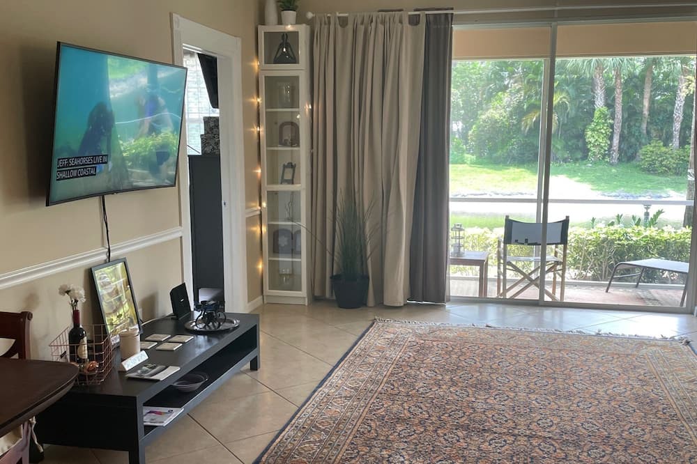 Photo of Bedroom in Delray Beach