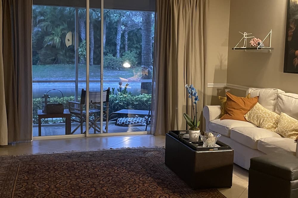 Photo of Livingroom in Delray Beach