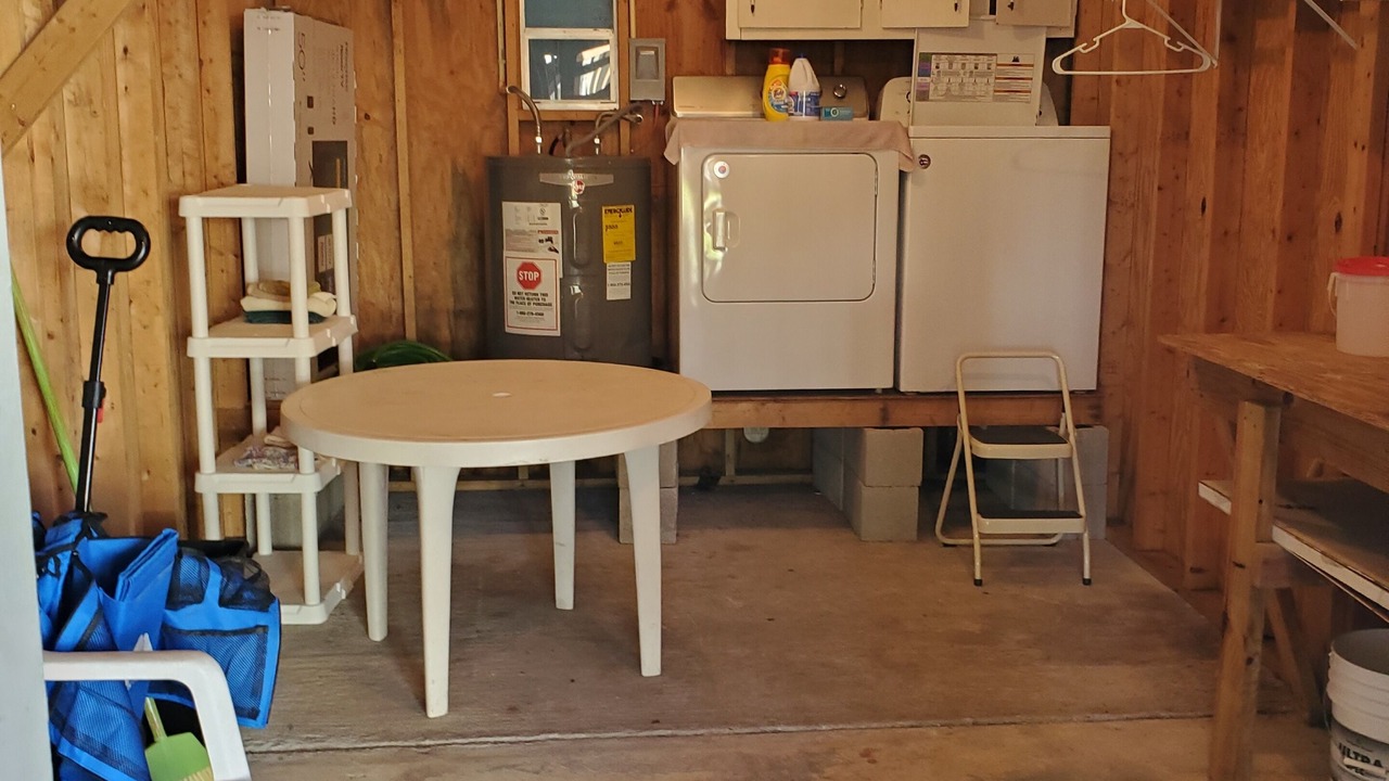 Photo of Kitchen in Everglades City