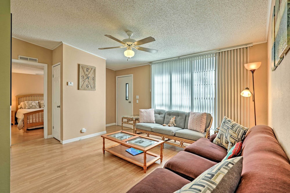 Photo of Livingroom in Crescent City