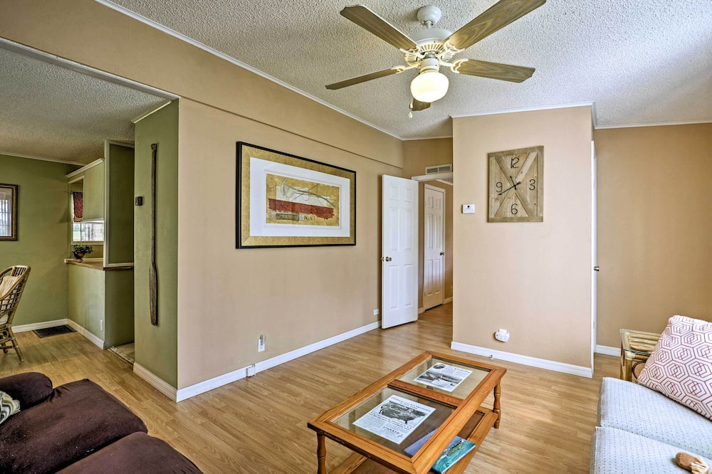 Photo of Livingroom in Crescent City