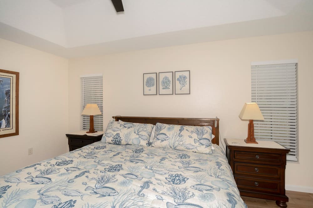 Photo of Bedroom in Lecanto
