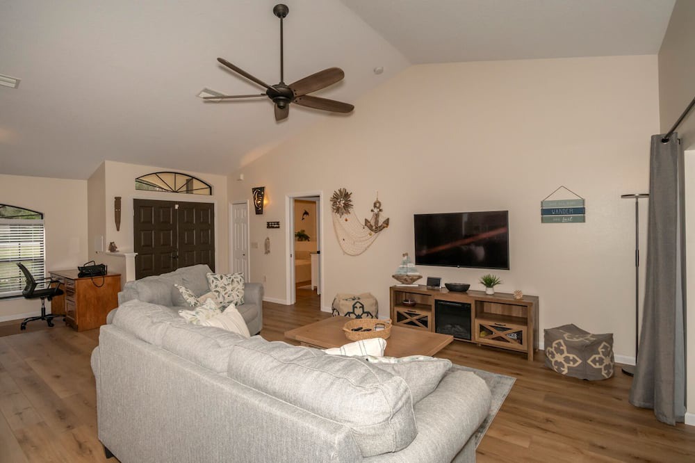 Photo of Livingroom in Lecanto